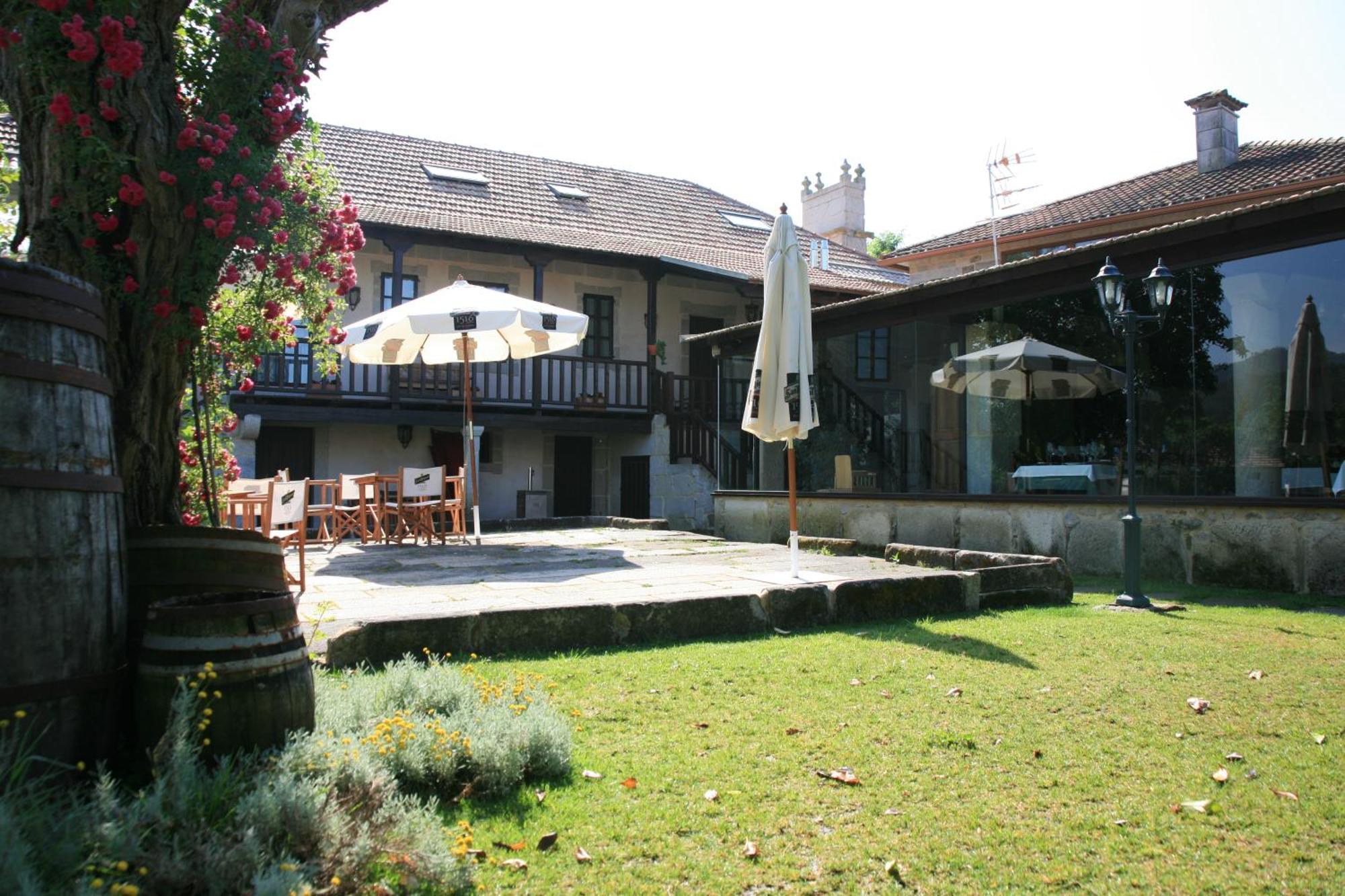 Pazo Da Escola *